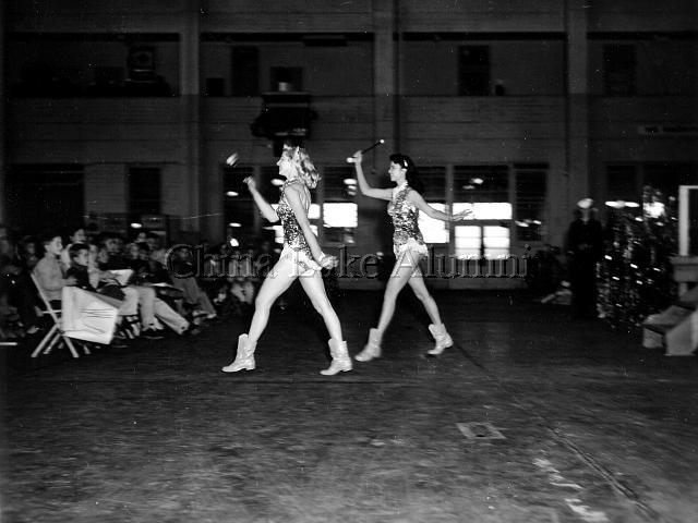 LA Rams majorettes