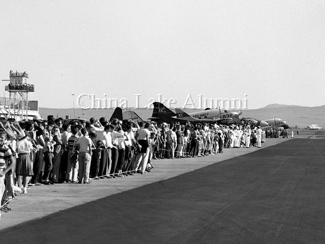 Airshow crowd