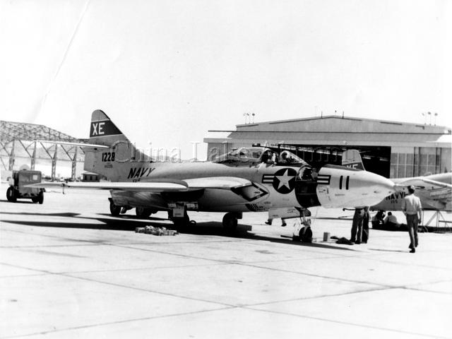 F9F-8B Cougar BuNo 141228
