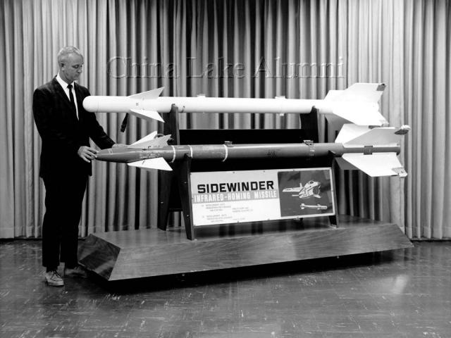 AIM-9 Sidewinder display