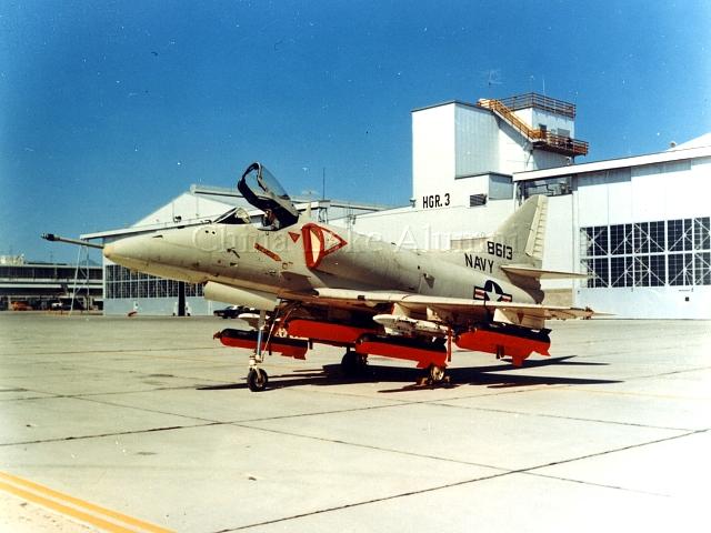 NA-4E Skyhawk BuNo 148613